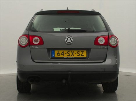 Volkswagen Passat Variant - 2.0 TDI Trendline / AIRCO / CRUISE CTR. / AUDIO / PDC / LMV / TREKHAAK / - 1