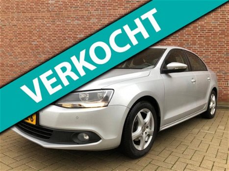 Volkswagen Jetta - 1.2 TSI Comfortline - 1