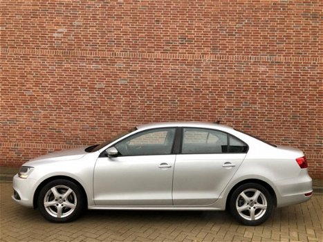 Volkswagen Jetta - 1.2 TSI Comfortline - 1