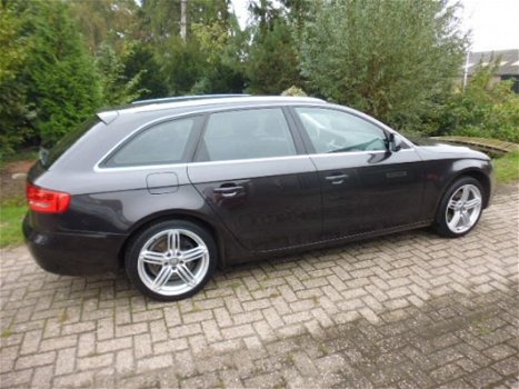 Audi A4 Avant - 1.8 TFSI Pro Line Nette A4 1.8 pro line Automaat incl 4 winterbanden en imperiaal - 1