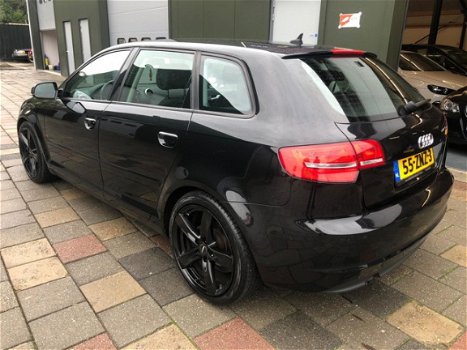 Audi A3 Sportback - 1.6 TDI Attraction Advance (S-Tronic//Nav//Cruise//DikkeAuto) - 1