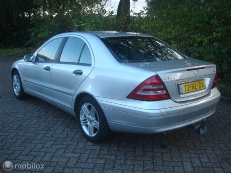 Mercedes-Benz C-klasse - 200 CDI Aut Airco-Cruise-Navi APK 9-2020 - 1