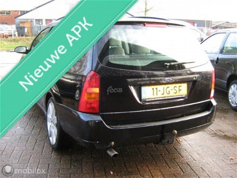 Ford Focus Wagon - 1.6-16V 4xFocus Station bij ons te koop - 1