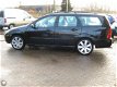 Ford Focus Wagon - 1.6-16V 4xFocus Station bij ons te koop - 1 - Thumbnail