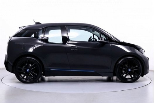 BMW i3 - Comfort Advance 22 kWh Excl. BTW 4% Bijtelling 1e Eigenaar NL-Auto Warmte Pomp 57dKM 170PK - 1