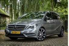 Mercedes-Benz B-klasse - 250 Ambition Sport Panorama Leder Night Camera