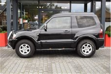 Mitsubishi Pajero - 3.2 DI 3DRS GLS VAN MARGE