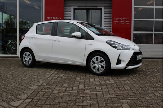 Toyota Yaris - 1.5 Hybrid Aspiration met navigatie - 1