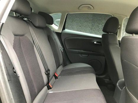 Seat Leon - 1.6 Business Style Dealeronderhouden - 1