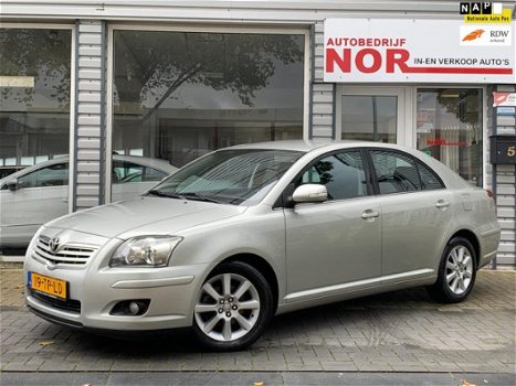 Toyota Avensis - 1.8 VVTi Luna - 1