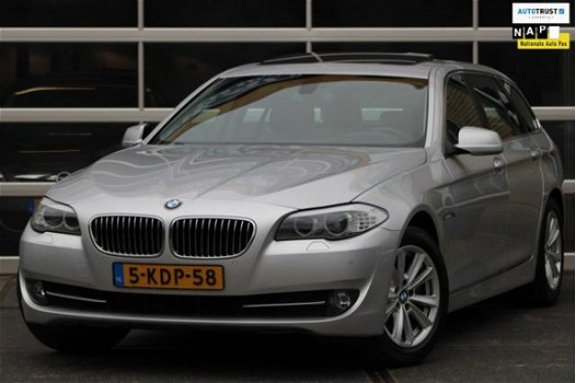 BMW 5-serie Touring - 528i High Executive Leder Navigatie Opendak Xenon 3-6-12 M Garantie - 1