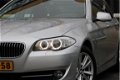 BMW 5-serie Touring - 528i High Executive Leder Navigatie Opendak Xenon 3-6-12 M Garantie - 1 - Thumbnail