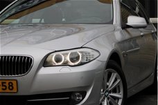 BMW 5-serie Touring - 528i High Executive Leder Navigatie Opendak Xenon 3-6-12 M Garantie