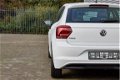 Volkswagen Polo - 1.0 Tsi 95pk DSG Comfortline Business, Navigatie via App-connect, Verw. voorstoele - 1 - Thumbnail