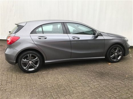 Mercedes-Benz A-klasse - 200 Prestige Aut 157 pk Navi / Xenon - 1