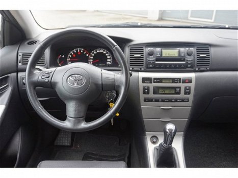 Toyota Corolla - 1.4 16v VVT-i Anniversary Sport 5drs - 1