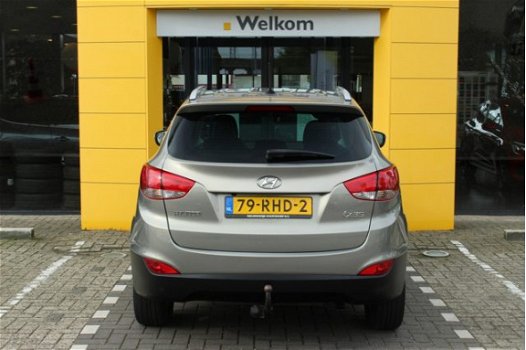 Hyundai ix35 - 2.0i Business Edition / LEER / NAVI / TREKHAAK / CAMERA / 152.000 KM - 1