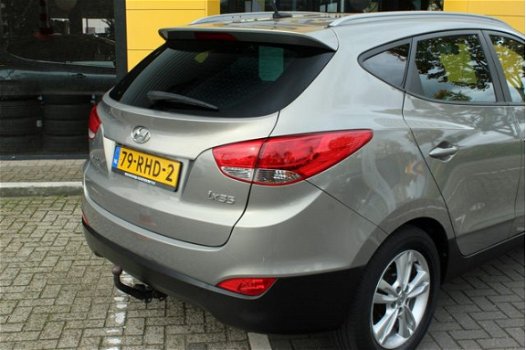 Hyundai ix35 - 2.0i Business Edition / LEER / NAVI / TREKHAAK / CAMERA / 152.000 KM - 1