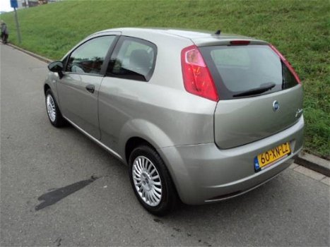 Fiat Grande Punto - 1.3 Multijet 16v 75 Active - 1