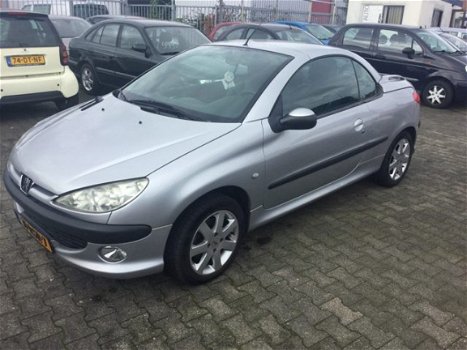 Peugeot 206 CC - 2.0-16V - 1