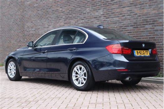 BMW 3-serie - 320i EfficientDynamics Edition High Executive | Navigatie | Leder | Climate control | - 1