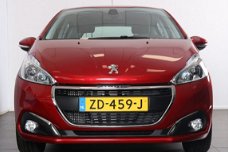 Peugeot 208 - 5-DRS 1.2 PureTech 110PK Signature | NAVI | AIRCO | PDC | REGEN-/LICHTSENSOR | LED |