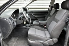 Volkswagen Golf - 1.6-16V Ocean (schade, incl delen)