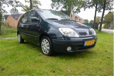 Renault Scénic - 1.6-16V *airco*trekhaak*3de eigenaar