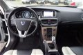 Volvo V40 Cross Country - T4 Trekhaak, Panoramadak, Telefoon - 1 - Thumbnail