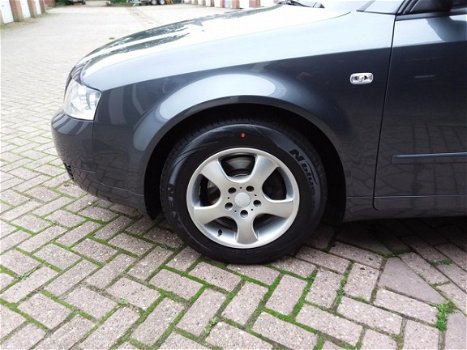 Audi A4 - SEDAN, AIRCO, ELEKTR.PAKKET, NETTE AUTO - 1