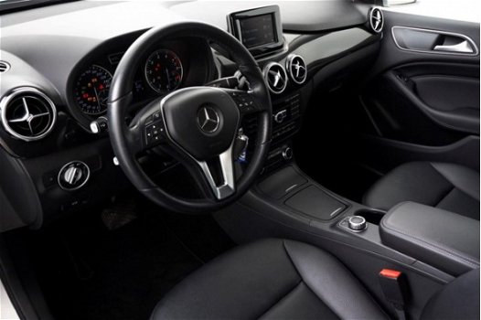 Mercedes-Benz B-klasse - 180 Ambition AUTOMAAT | LEDER | NAVI |RIJKLAARPRIJS incl. 6mnd garantie - 1