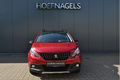 Peugeot 2008 - 1.2 PureTech GT-line Navigatie * Panoramadak * 17'' * ''Black Pack'' - 1 - Thumbnail