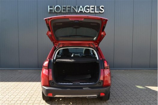 Peugeot 2008 - 1.2 PureTech GT-line Navigatie * Panoramadak * 17'' * ''Black Pack'' - 1