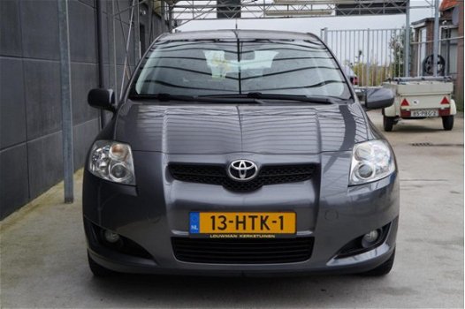 Toyota Auris - 1.6-16V Sol - 1