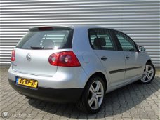 Volkswagen Golf - V 1.4 Trendline