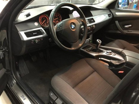 BMW 5-serie - 520i 170 PK|Eerste eigenaar auto|Originele kilometers| - 1