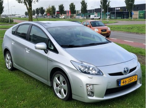 Toyota Prius - 1.8 Dynamic Hybride Xenon Navi Head up Camera Clima Vol - 1