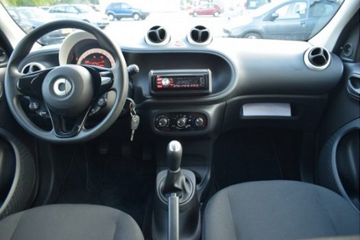 Smart Forfour - 1.0 Pure |Cruise control|NAP|Elektrisch pakket|5-deurs| - 1