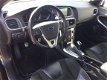 Volvo V40 - 2.0 D2/XEN/NAVI/ALCANT/ R-DESIGN - 1 - Thumbnail