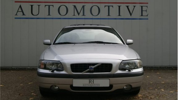 Volvo S60 - 2.5T Geartronic Youngtimer - 1