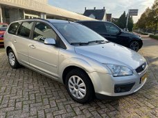 Ford Focus Wagon - 1.6-16V Ghia Nieuwe distributieriem