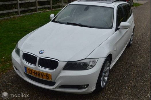 BMW 3-serie Touring - 318d LCI 2009 Facelift / Navi / Panorama - 1