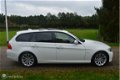 BMW 3-serie Touring - 318d LCI 2009 Facelift / Navi / Panorama - 1 - Thumbnail