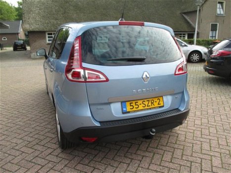 Renault Scénic - 1.4 TCE Parisienne 130pk, Trekhaak, Clima, Pdc, Pano/schuifdak - 1