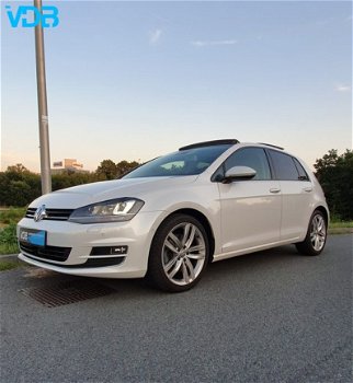 Volkswagen Golf - 1.4 TSI ACT Highline DSG NaviPro Pano ACC - 1