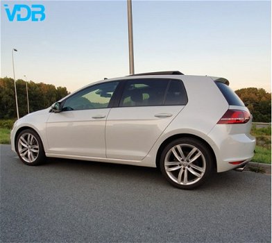 Volkswagen Golf - 1.4 TSI ACT Highline DSG NaviPro Pano ACC - 1