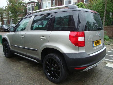 Skoda Yeti - 1.8 TSI Elegance 4x4 Navi Clima PDC - 1