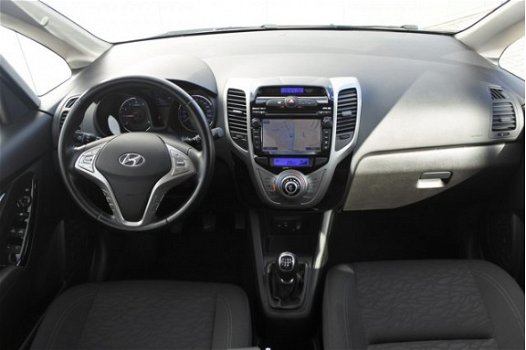 Hyundai ix20 - 1.4i Go | Navigatie | Cruise Control | Parkeersensoren | Climate Control | Bluetooth - 1
