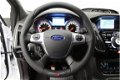 Ford Focus - 2.0 250pk EcoBoost ST-3 |camera|parkeersensoren|stoelverwarming|navigatie|telefoon| - 1 - Thumbnail