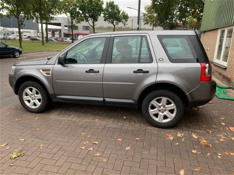 Land Rover Freelander - 2.2 TD4 E - 1